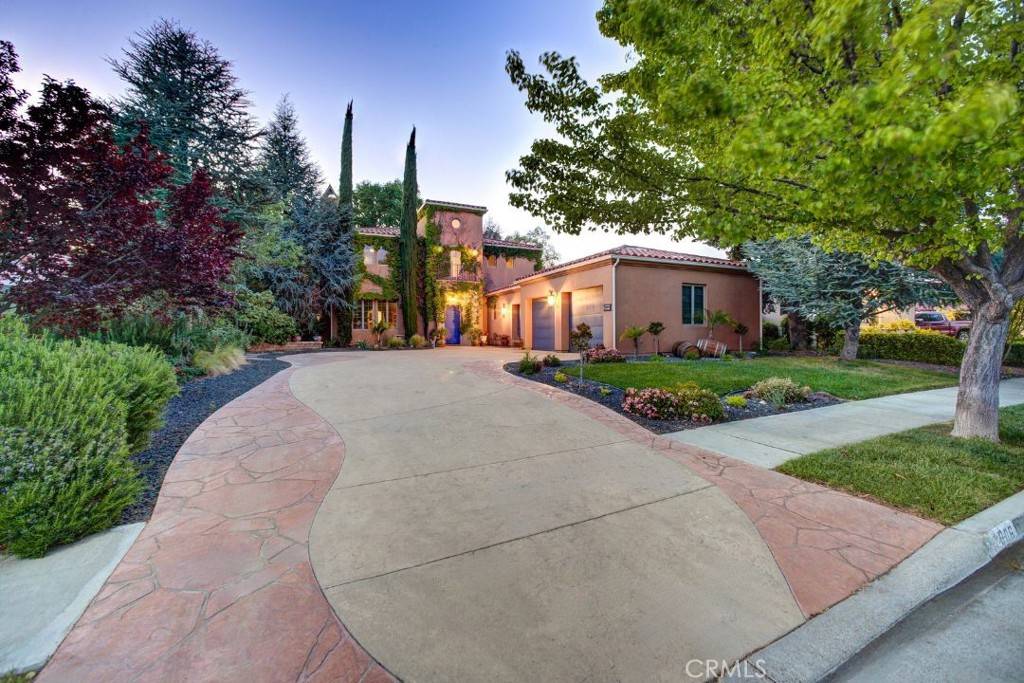 Paso Robles, CA 93446,806 Vista Cerro Drive