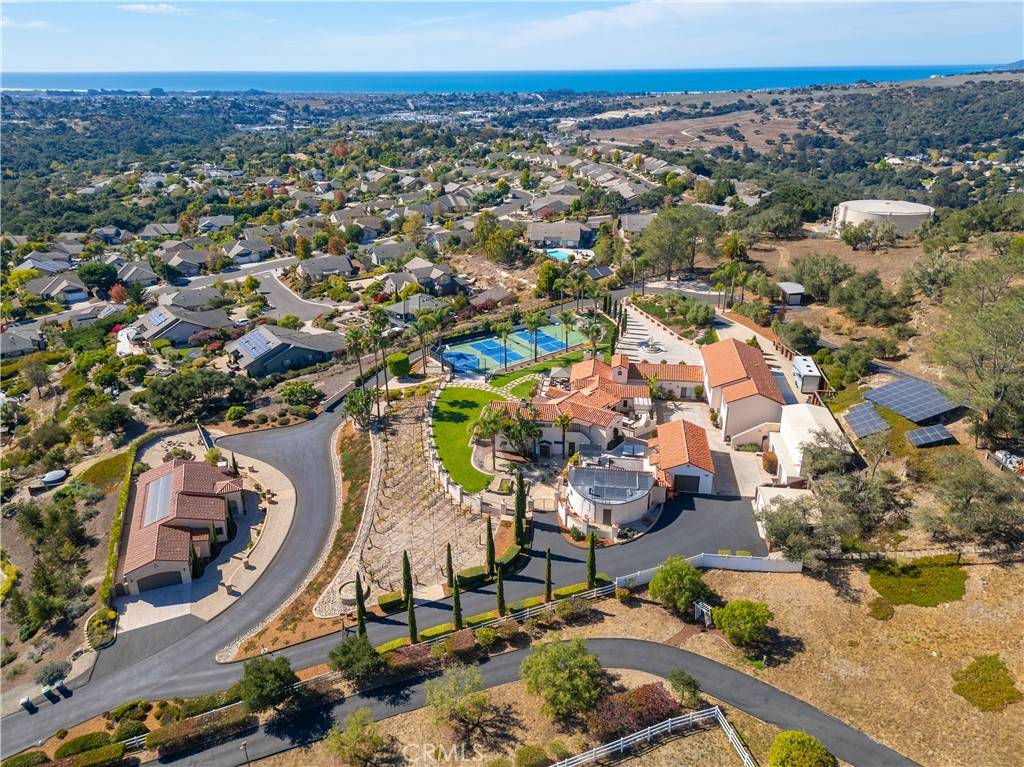 Arroyo Grande, CA 93420,515 Windermere LN