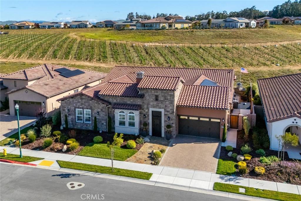 Nipomo, CA 93444,981 Trail View PL