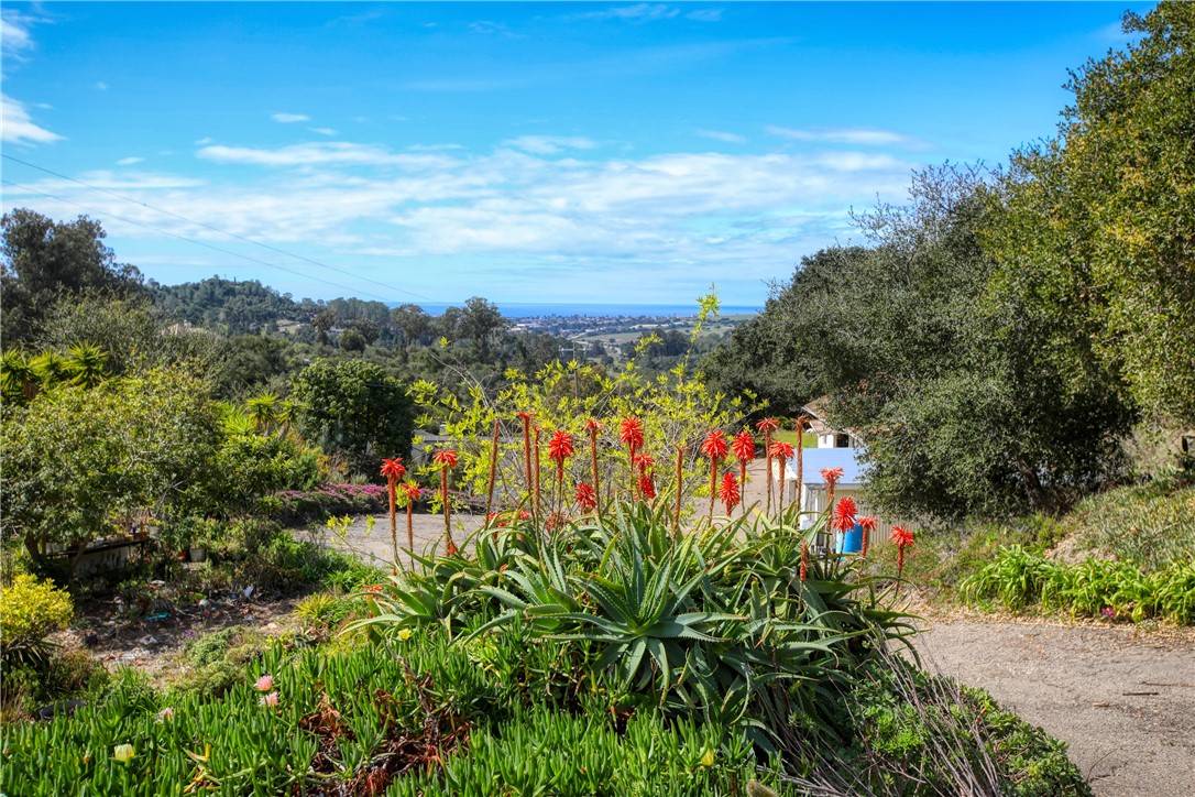 Arroyo Grande, CA 93420,665 Heritage LN