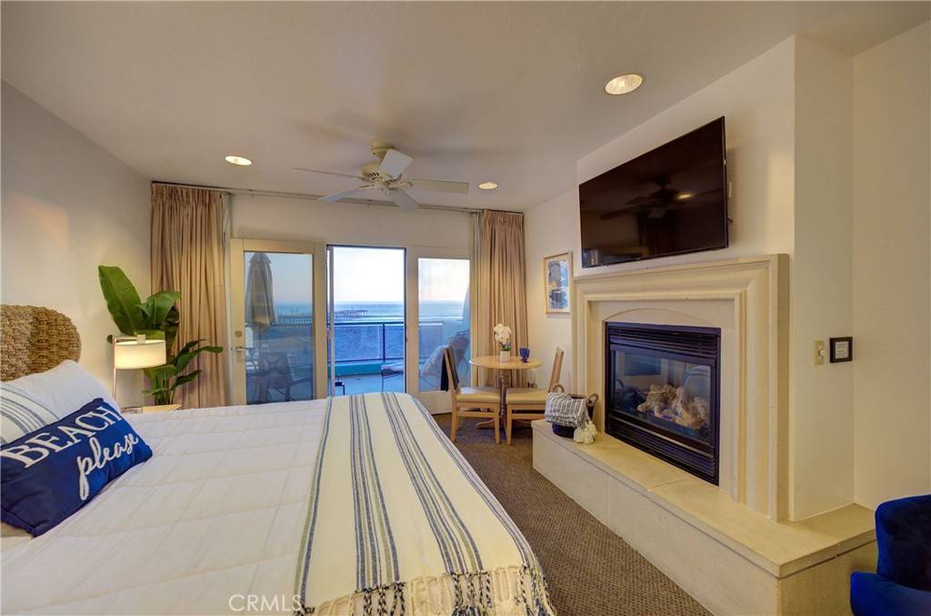 Pismo Beach, CA 93449,198 Main ST #12