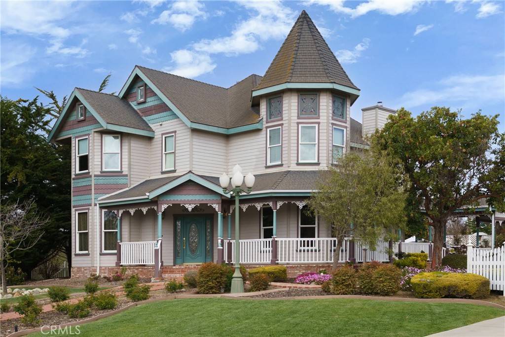 Santa Maria, CA 93455,4527 Kapalua DR