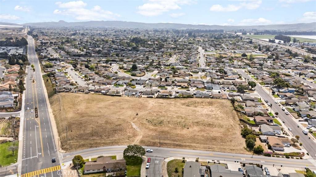 Santa Maria, CA 93455,400 E Waller LN