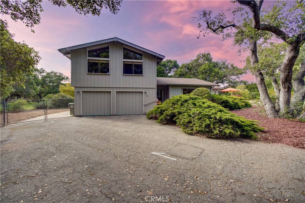 Nipomo, CA 93444,930 Quail Oaks LN