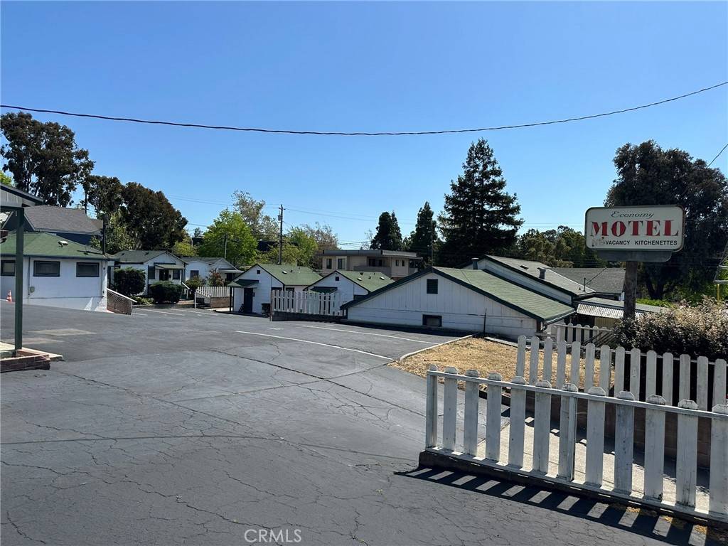 San Luis Obispo, CA 93401,652 Morro ST