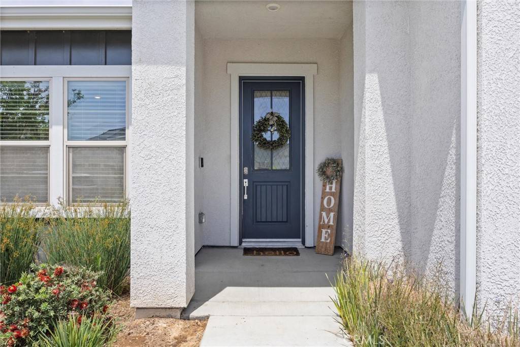 Shafter, CA 93263,9008 Pine Breeze LN