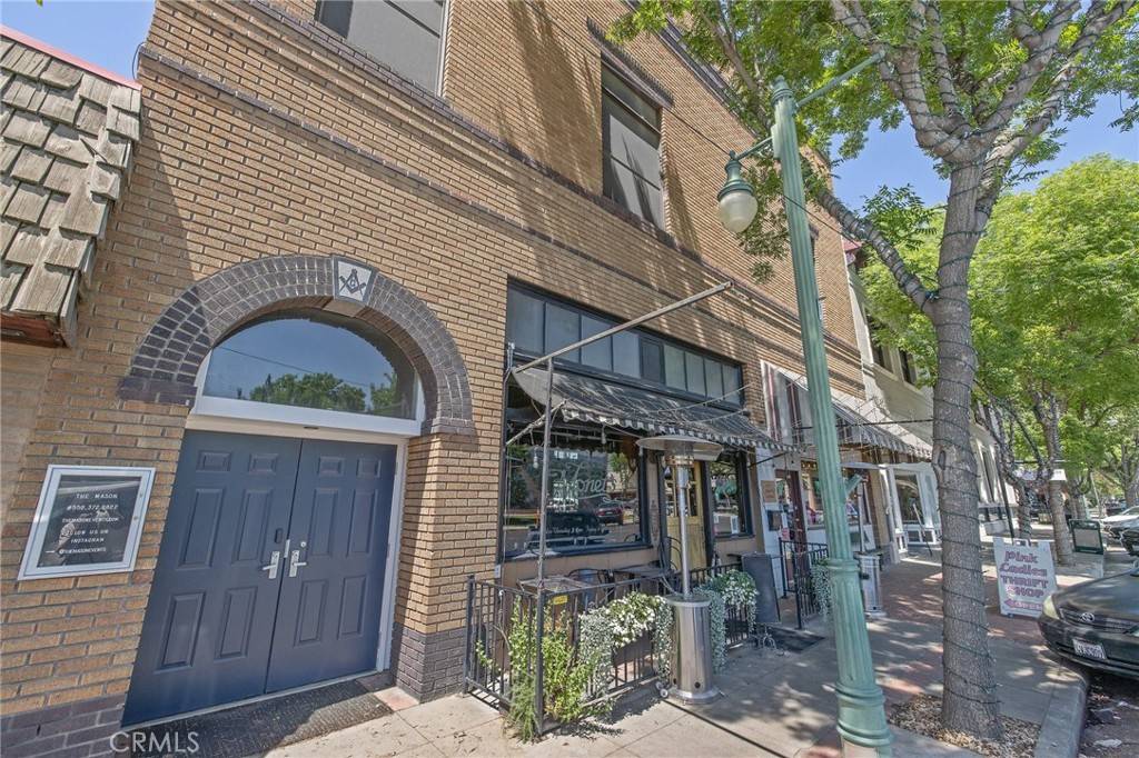 Exeter, CA 93221,128 S E ST