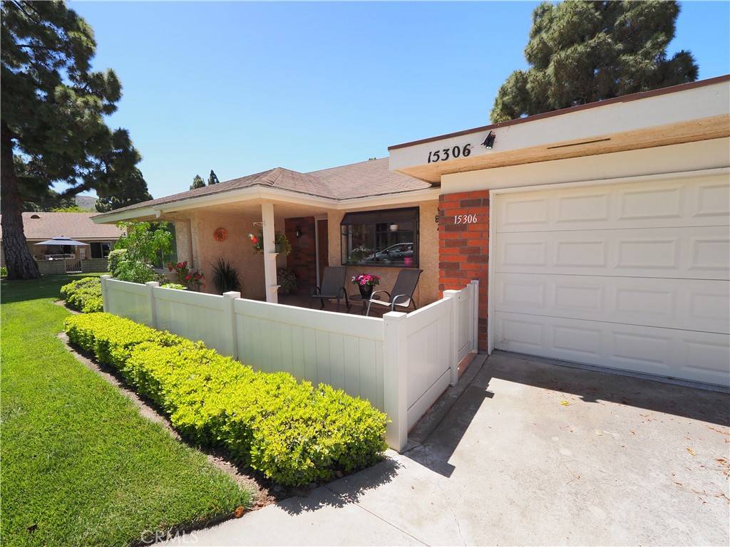 Camarillo, CA 93012,15306 Village 15