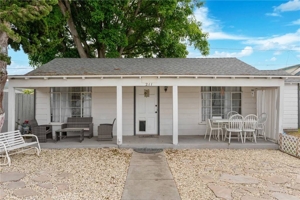 Lompoc, CA 93436,211 S K ST