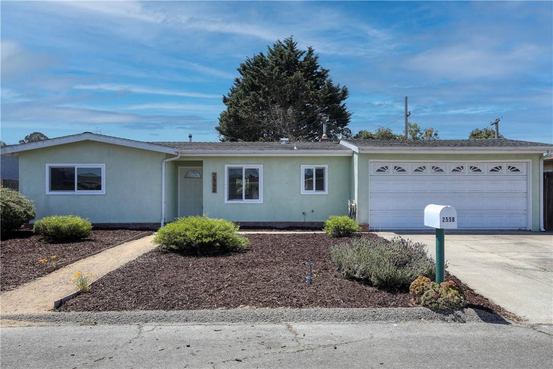 Arroyo Grande, CA 93420,2558 Lancaster DR