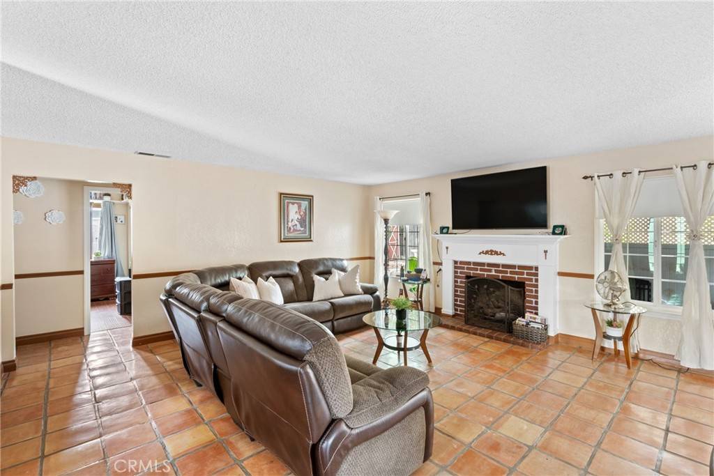 Santa Maria, CA 93454,1527 Dena WAY