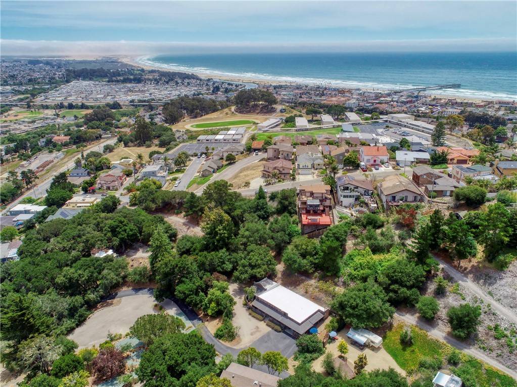 Pismo Beach, CA 93449,765 Price Canyon RD