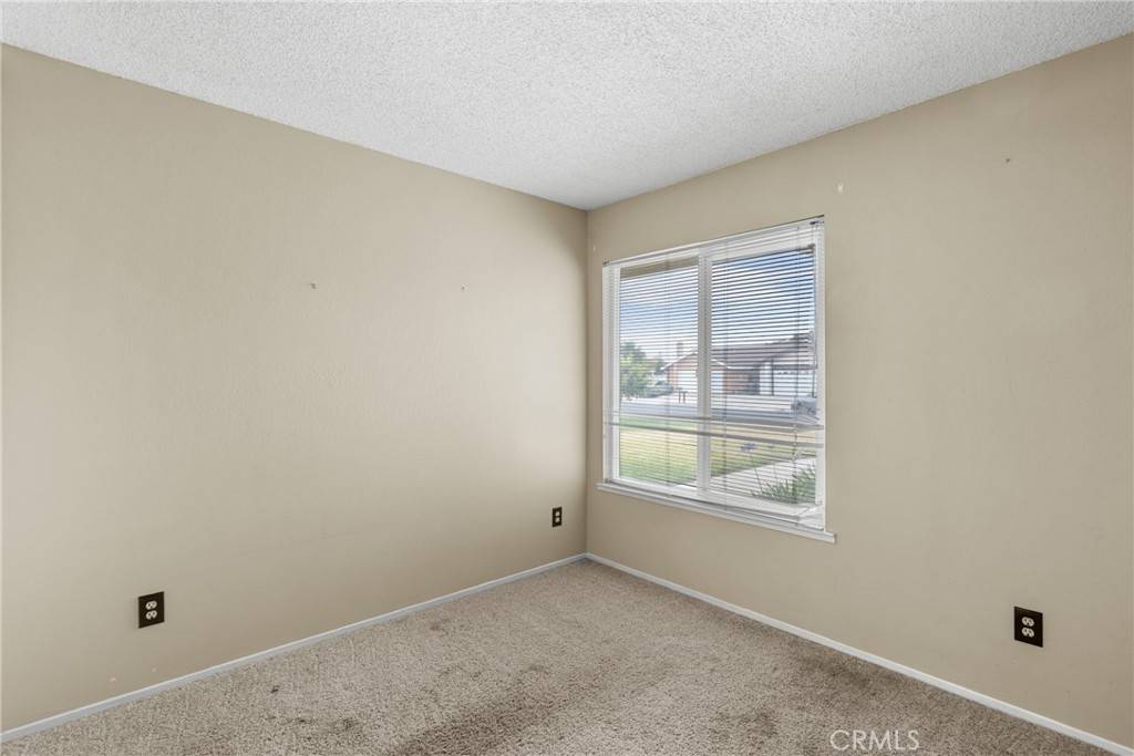 Santa Maria, CA 93454,924 Grapevine RD
