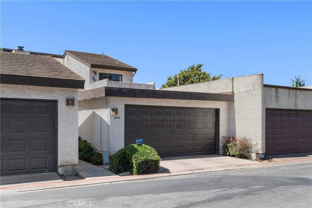 Santa Maria, CA 93454,844 Castle LN