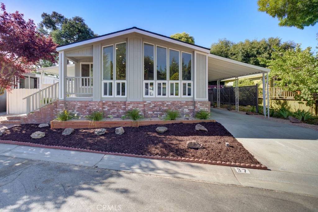 Paso Robles, CA 93446,37 Via Santa Barbara #37