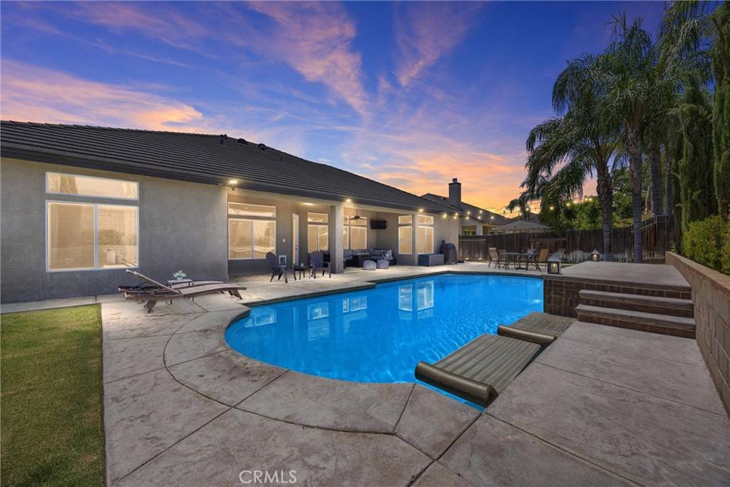 Bakersfield, CA 93314,15518 Joseph Phelps AVE