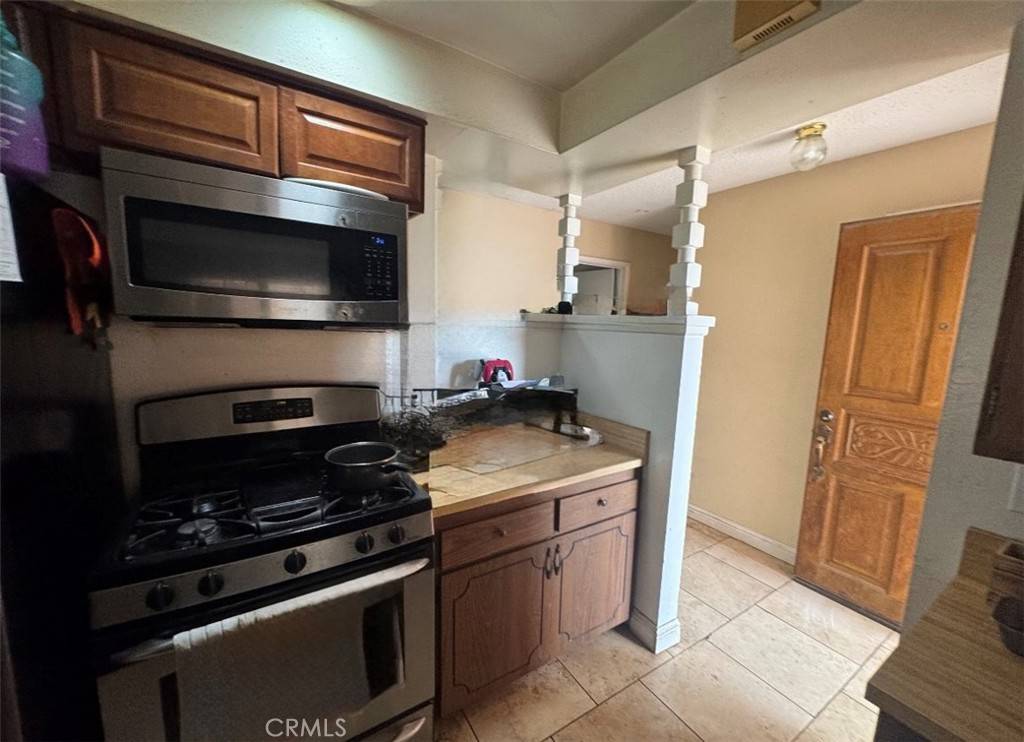 Lompoc, CA 93436,616 N X ST