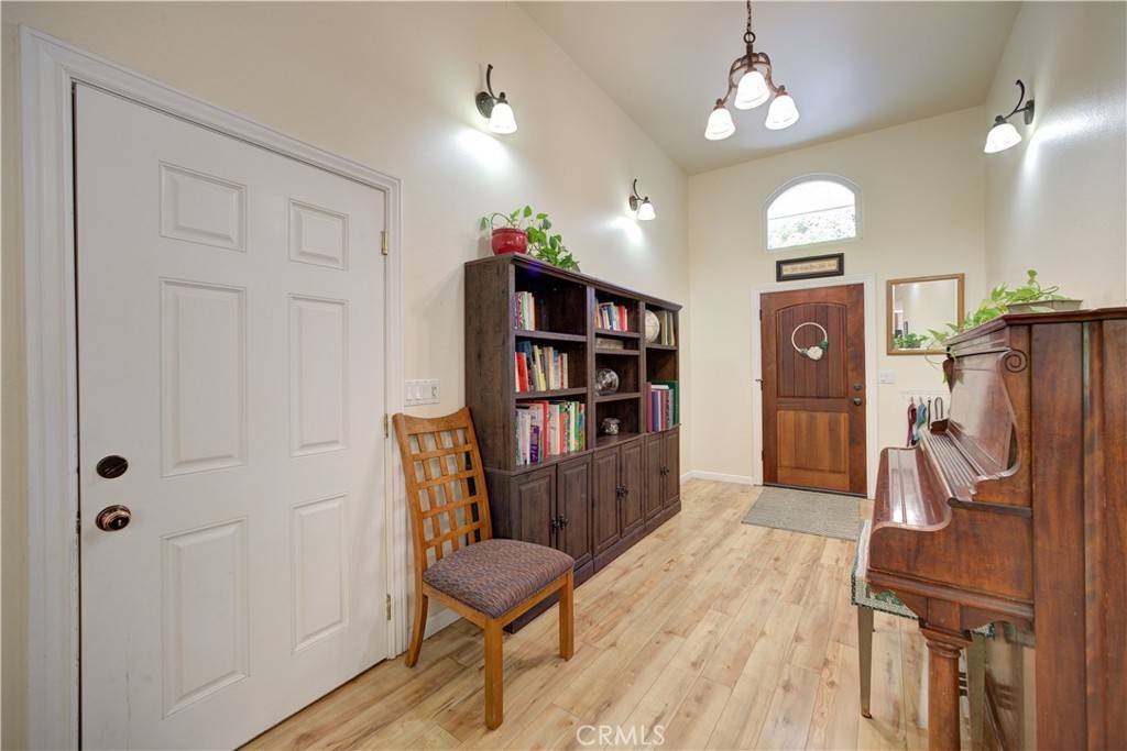 Atascadero, CA 93422,4887 Arizona AVE