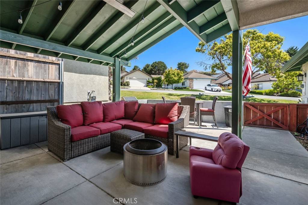 Arroyo Grande, CA 93420,411 Spanish Moss LN