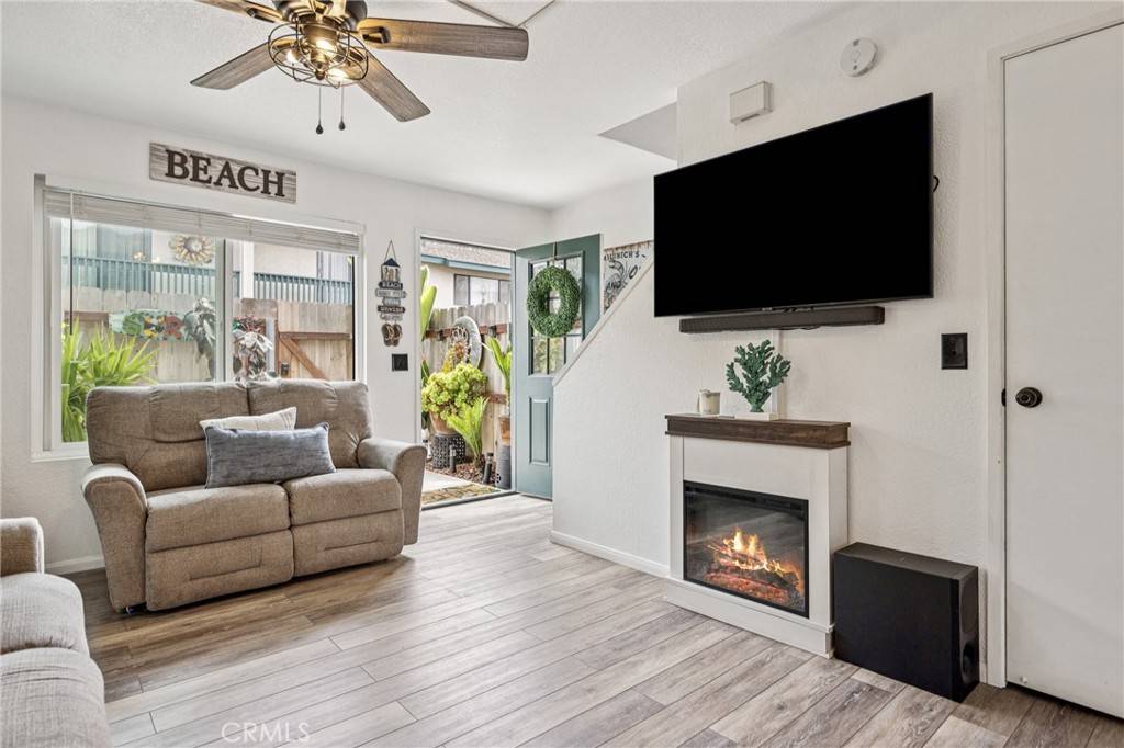 Oceano, CA 93445,2444 La Costa CT #40