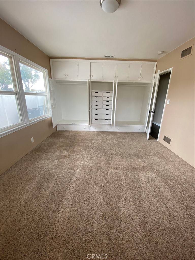 Santa Maria, CA 93454,843 E Orange ST