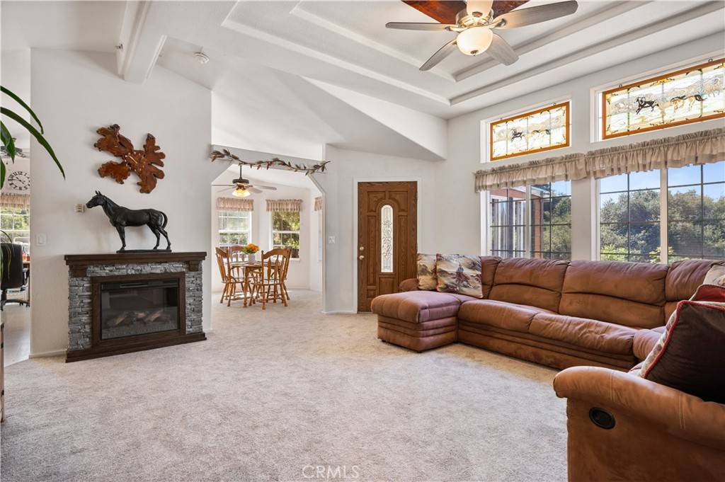 Santa Maria, CA 93454,6870 Long Canyon RD