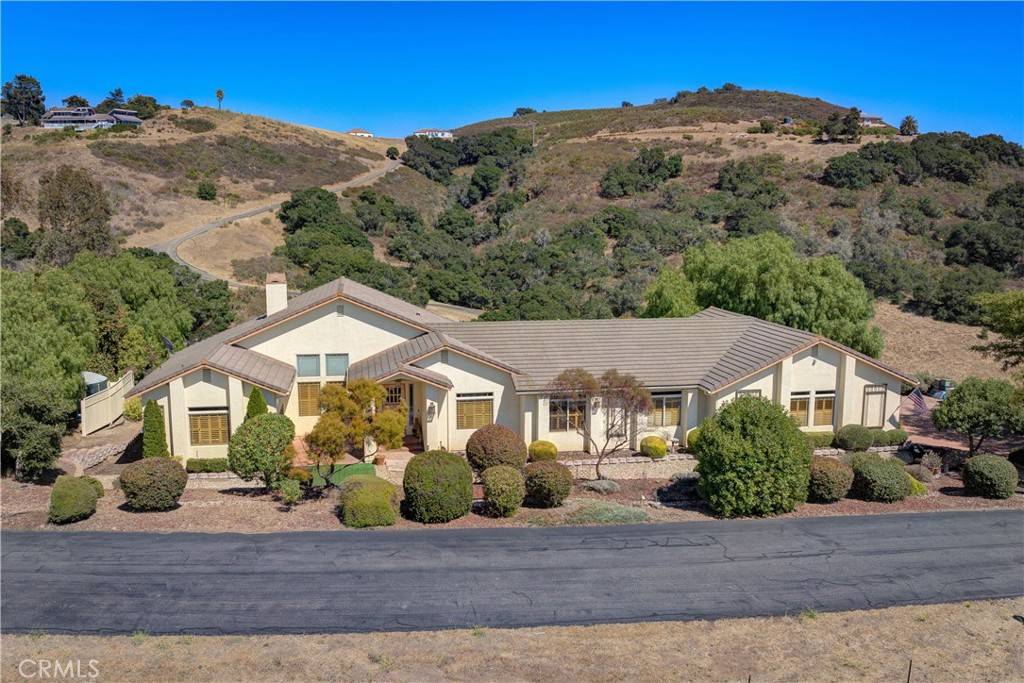 Nipomo, CA 93444,670 Highland Hills RD