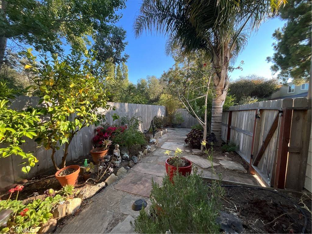 San Luis Obispo, CA 93405,1391 Vista Del Lago
