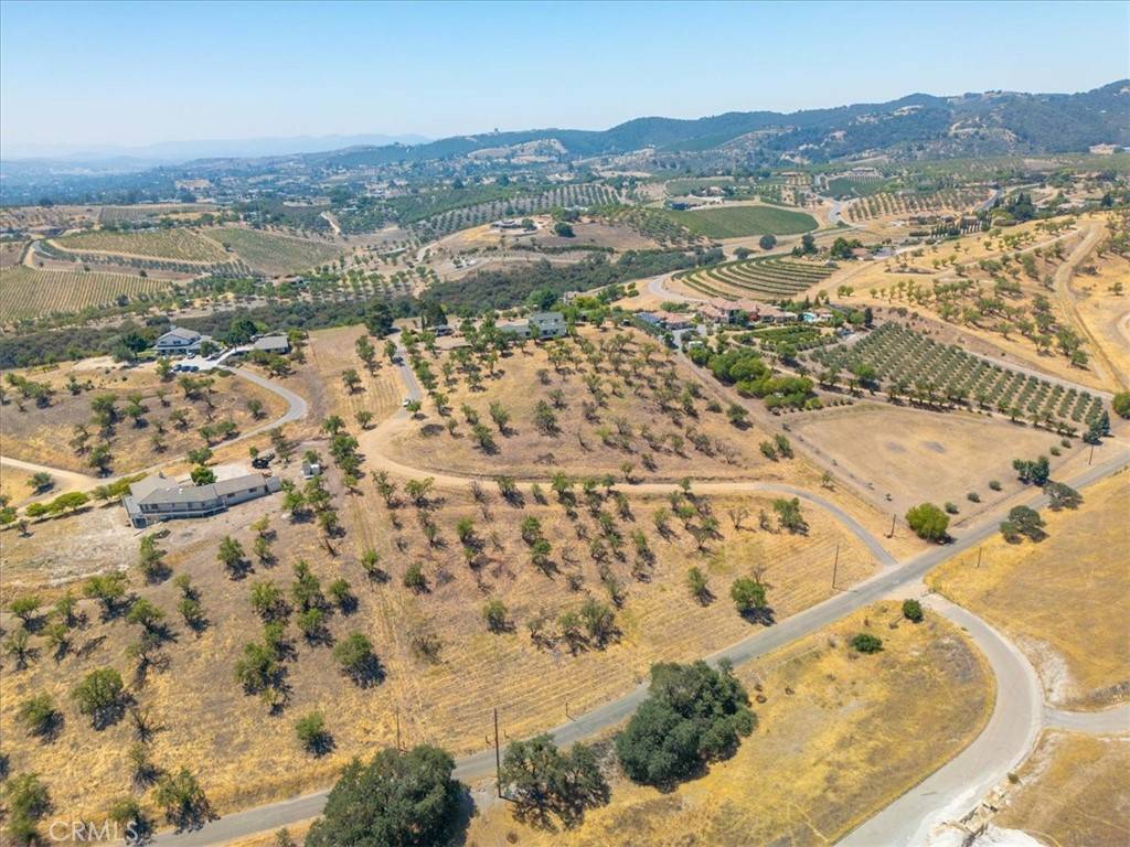 Paso Robles, CA 93446,375 Villa Lots RD