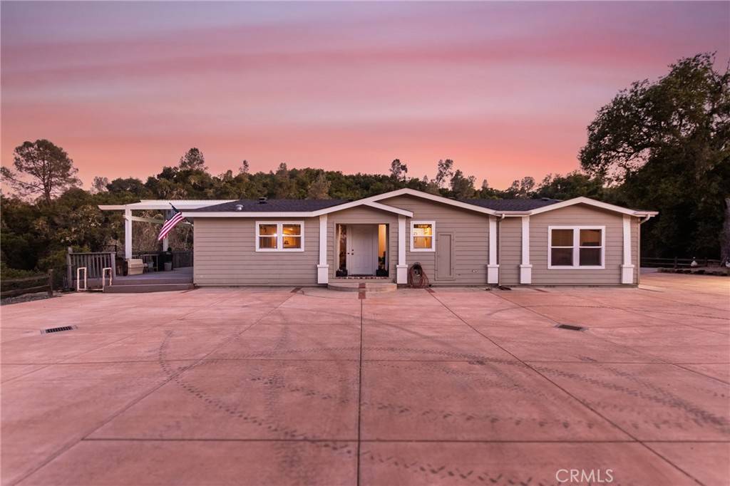 Paso Robles, CA 93446,5550 Las Tablas Bay DR