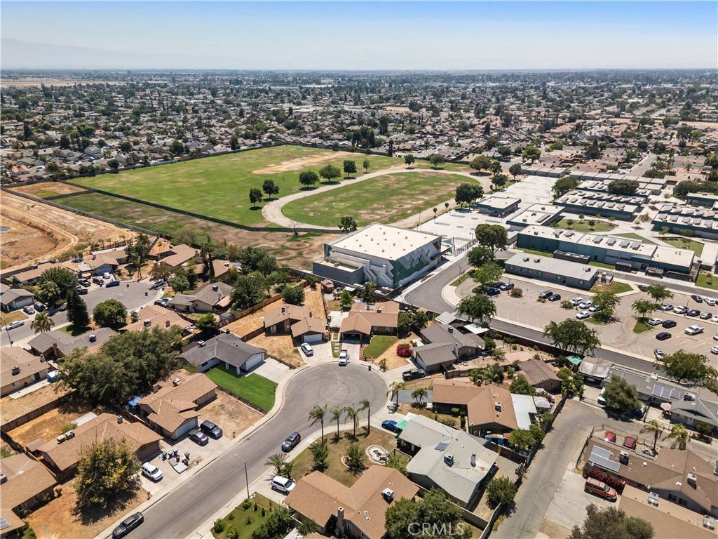 Bakersfield, CA 93307,1009 Caroline CT