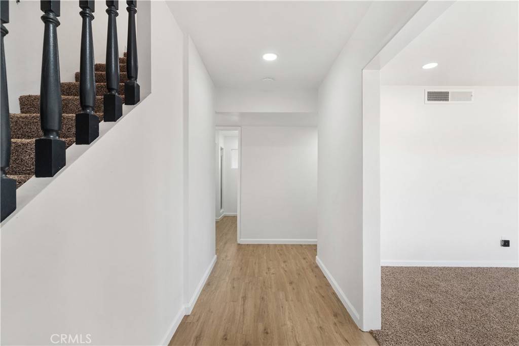 Bakersfield, CA 93304,3007 Doris LN