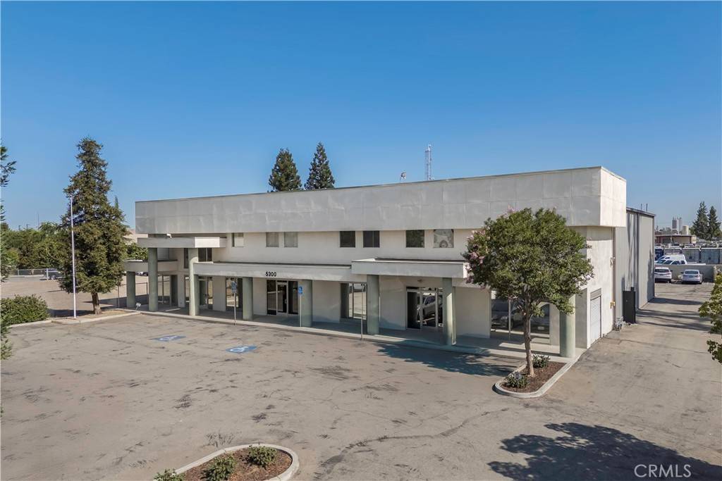 Bakersfield, CA 93313,5300 Woodmere DR