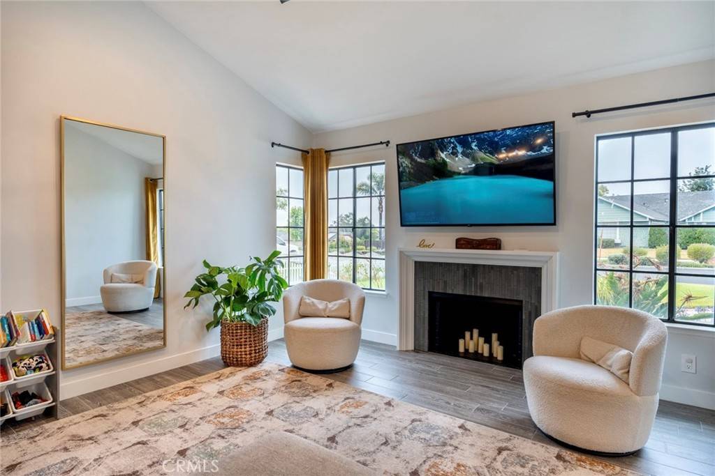 Santa Maria, CA 93455,174 Wilson DR