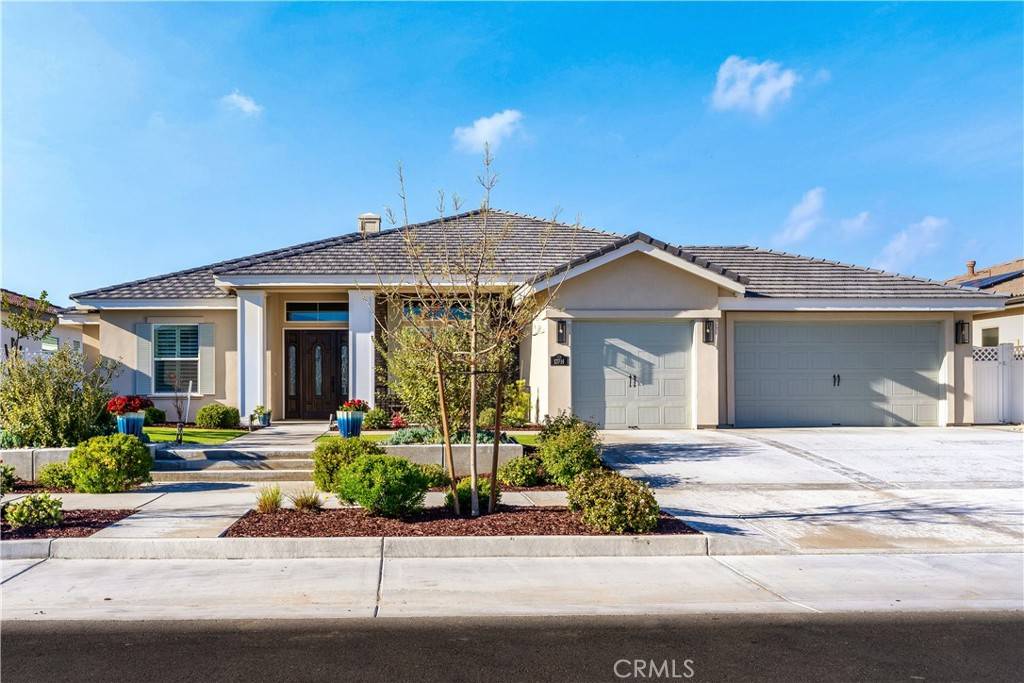 Bakersfield, CA 93311,13714 Stonethwaite LN