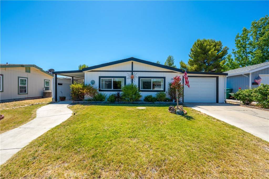 Paso Robles, CA 93446,240 Lark DR