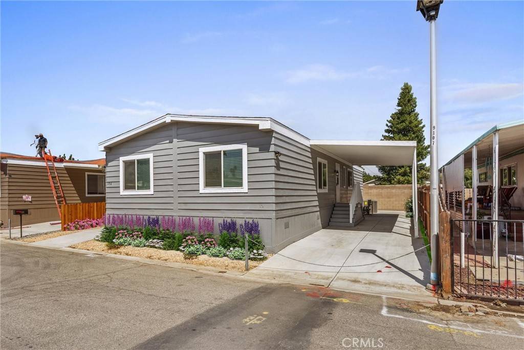 Bakersfield, CA 93308,156 Hickorywood LN