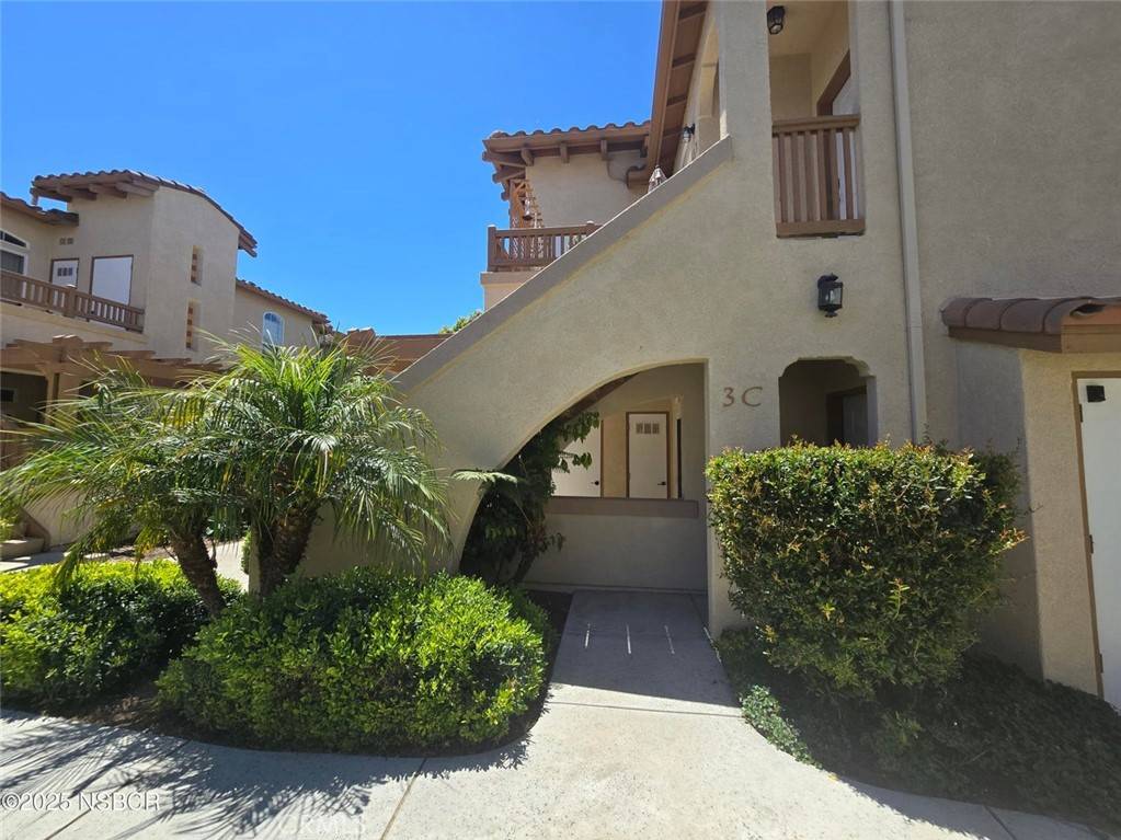 Santa Maria, CA 93455,610 Sunrise DR #3C