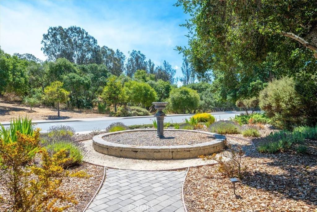 Nipomo, CA 93444,1150 Redberry PL
