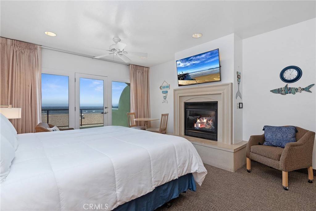 Pismo Beach, CA 93449,198 Main ST #12