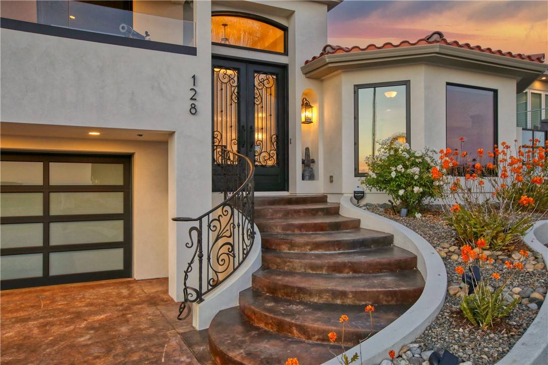 Pismo Beach, CA 93449,128 Florin ST