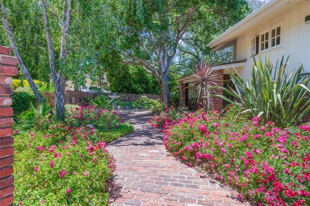 Santa Maria, CA 93455,2355 Lake Marie DR