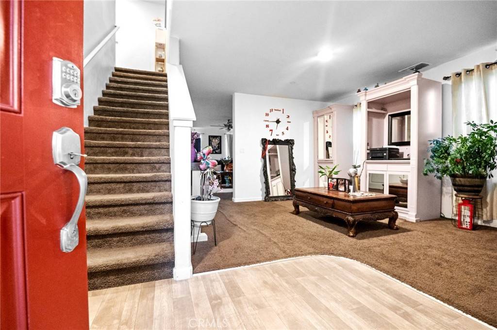 Visalia, CA 93292,1649 N Comstock CT