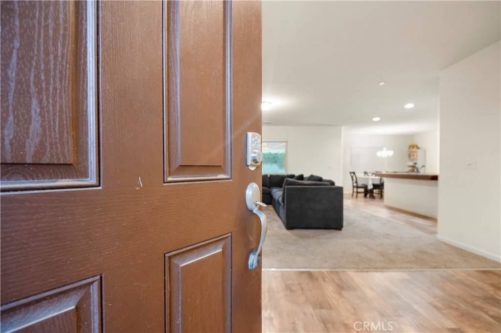 Hanford, CA 93230,2463 Madeline DR