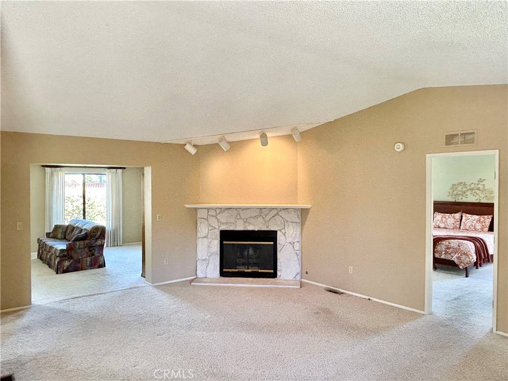 Santa Maria, CA 93455,986 Quail Meadows CT