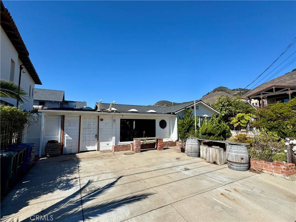 Pismo Beach, CA 93449,304 Windward AVE