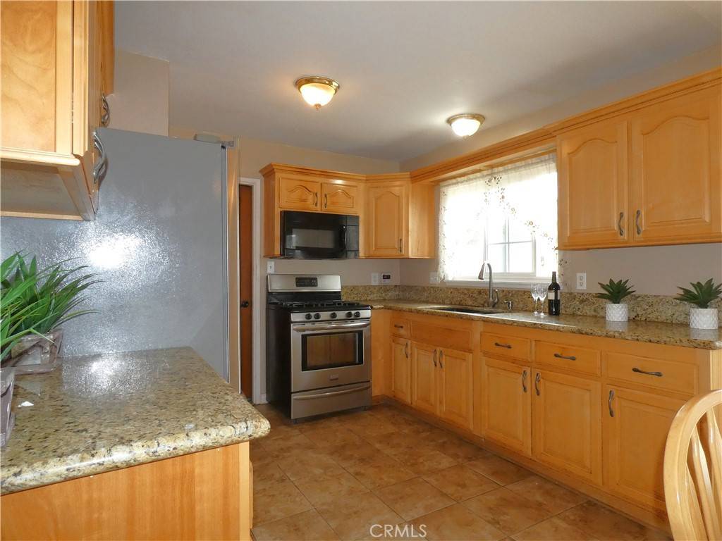 Santa Maria, CA 93454,1205 E Sunset