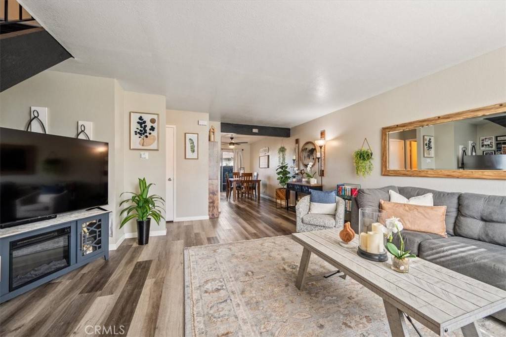 Santa Maria, CA 93454,1321 N Bradley #20