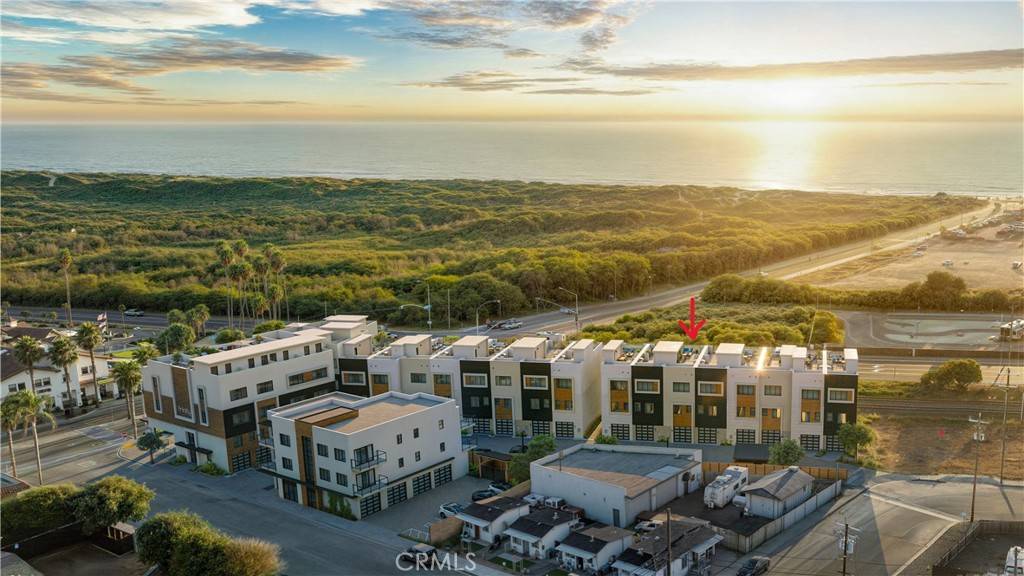 Grover Beach, CA 93433,100 W Ramona AVE