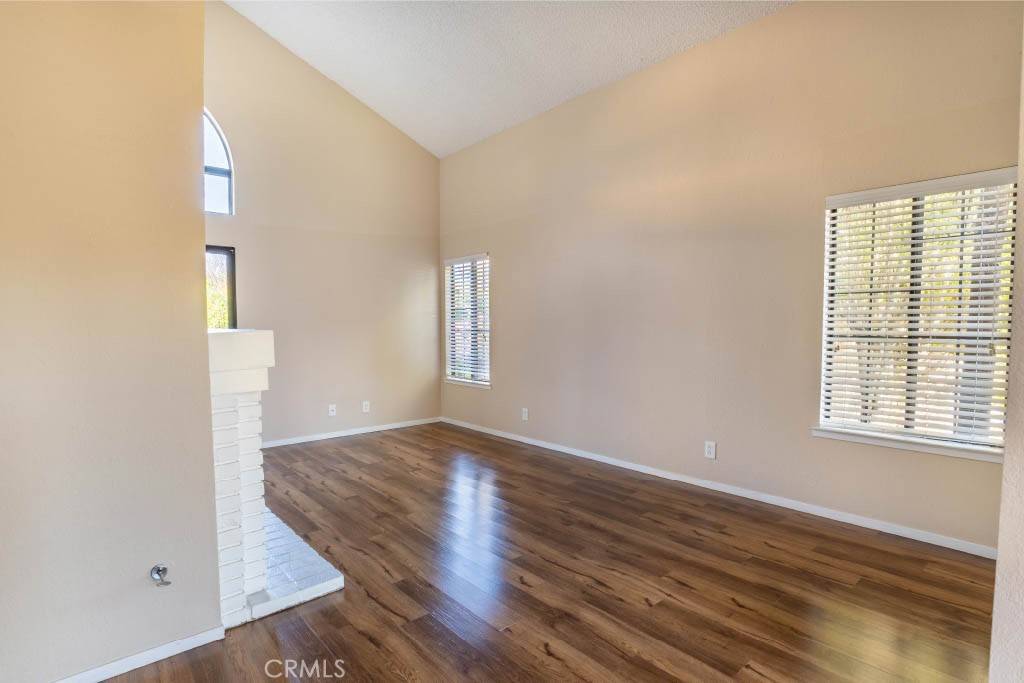 Lompoc, CA 93436,1217 Iris CT
